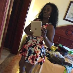 Meet your Posher, Tenisha